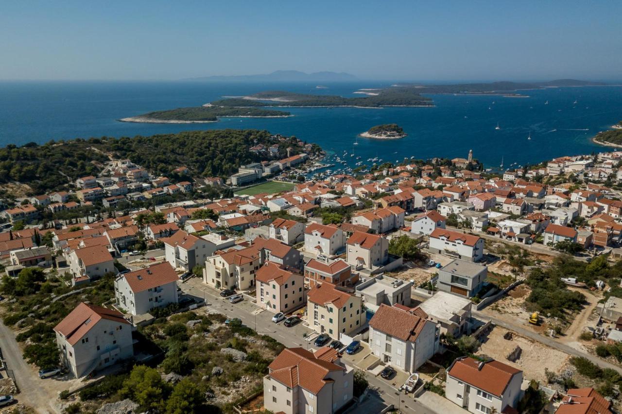 Hvar De Luxe Apartments 1 Hvar Town Exteriör bild